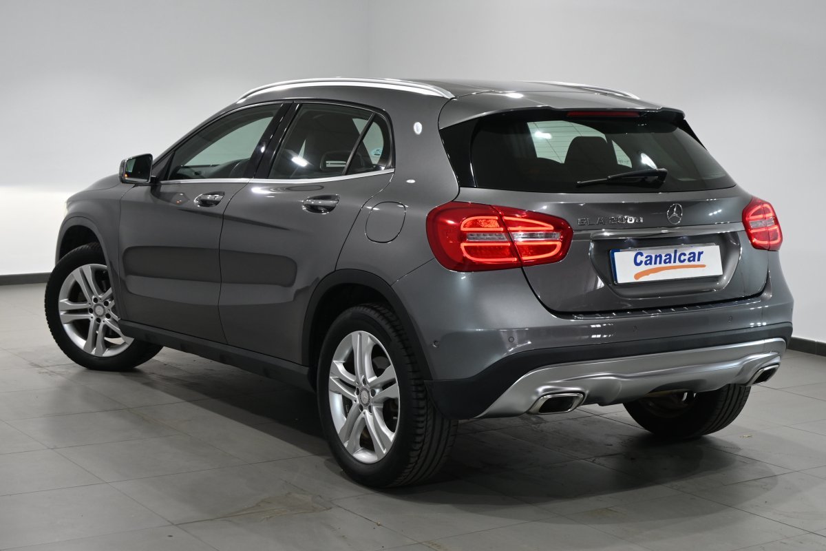 Foto Mercedes-Benz Clase GLA 6