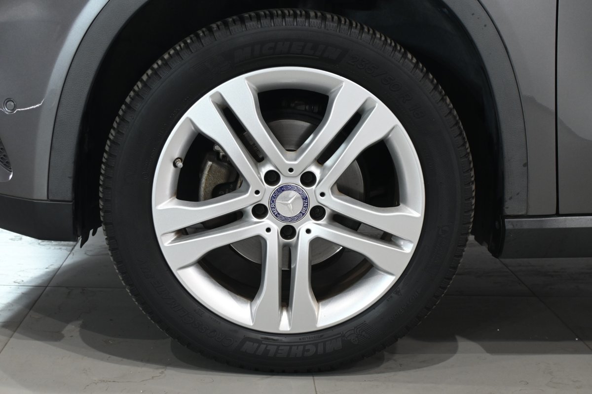 Foto Mercedes-Benz Clase GLA 30