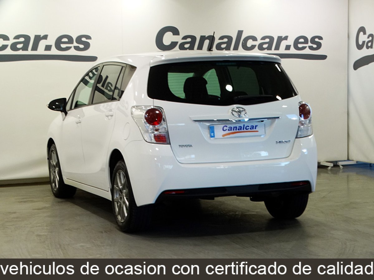 Foto Toyota Corolla Verso 6