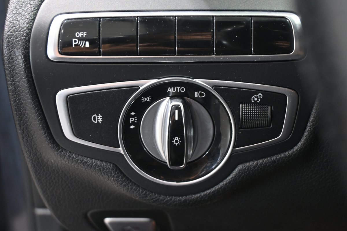 Foto Mercedes-Benz Clase C 28