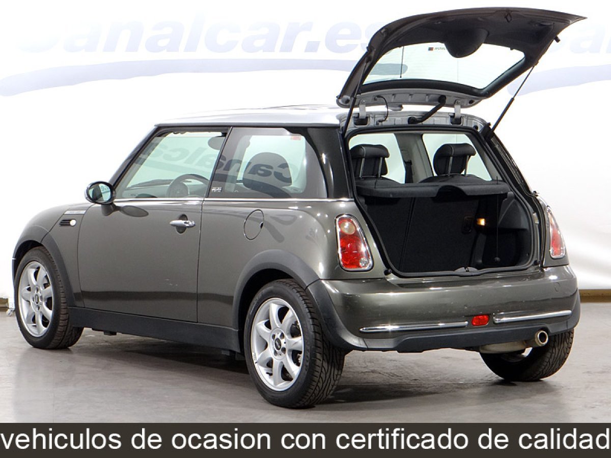 Foto Mini 3 Puertas 10