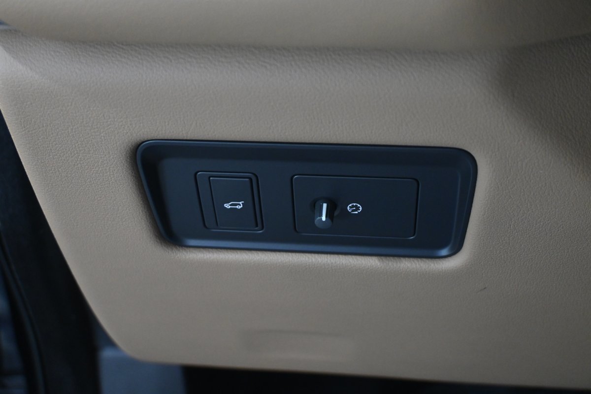 Foto Jaguar F-Pace 28