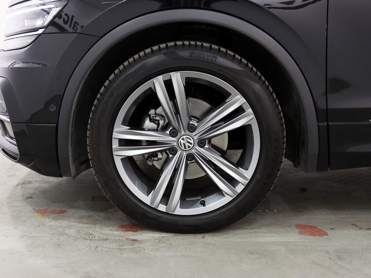 Foto Volkswagen Tiguan 40