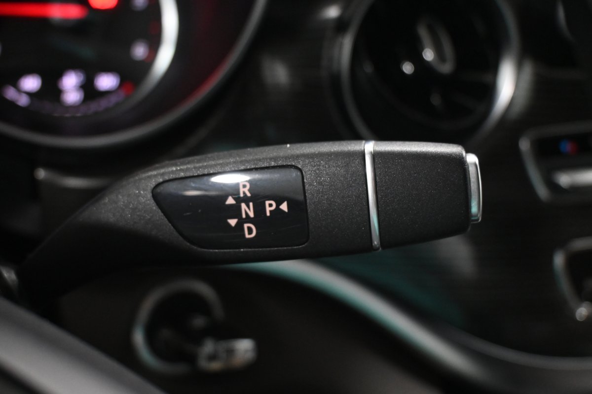 Foto Mercedes-Benz Clase V 28