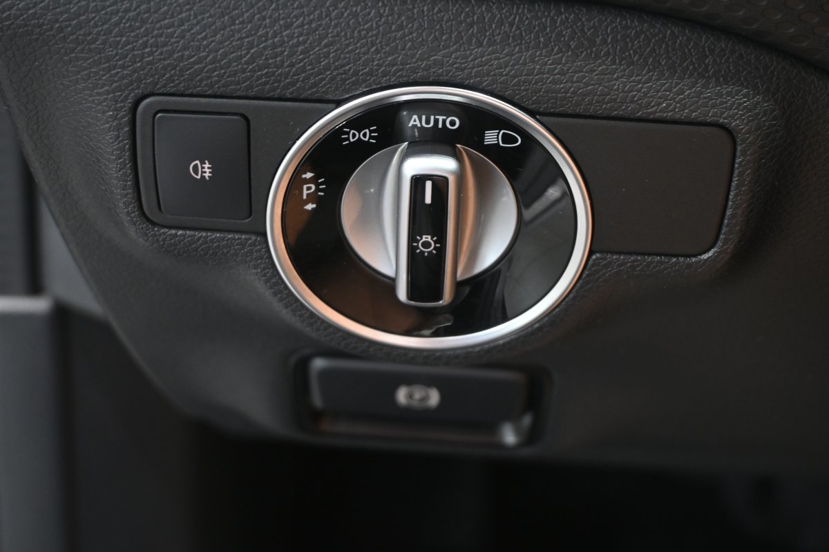 Foto Mercedes-Benz Clase A 25