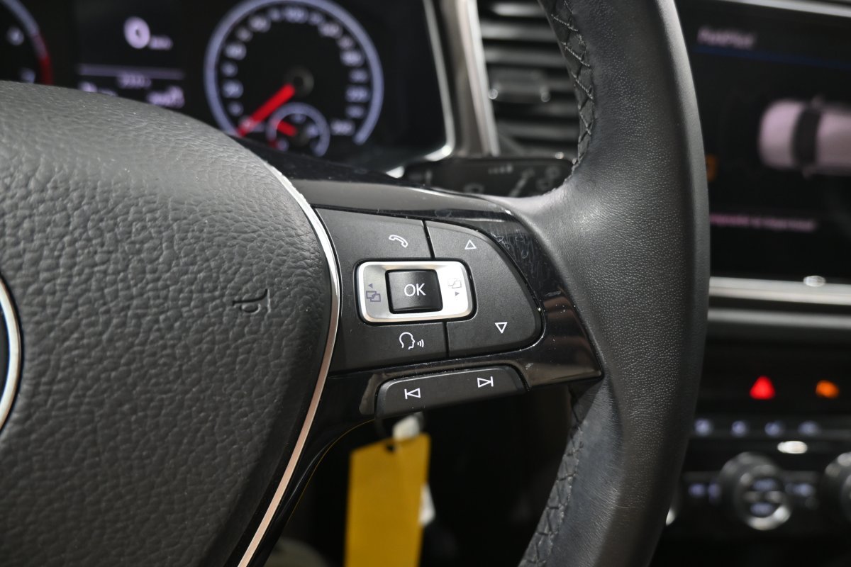 Foto Volkswagen T-Roc 22