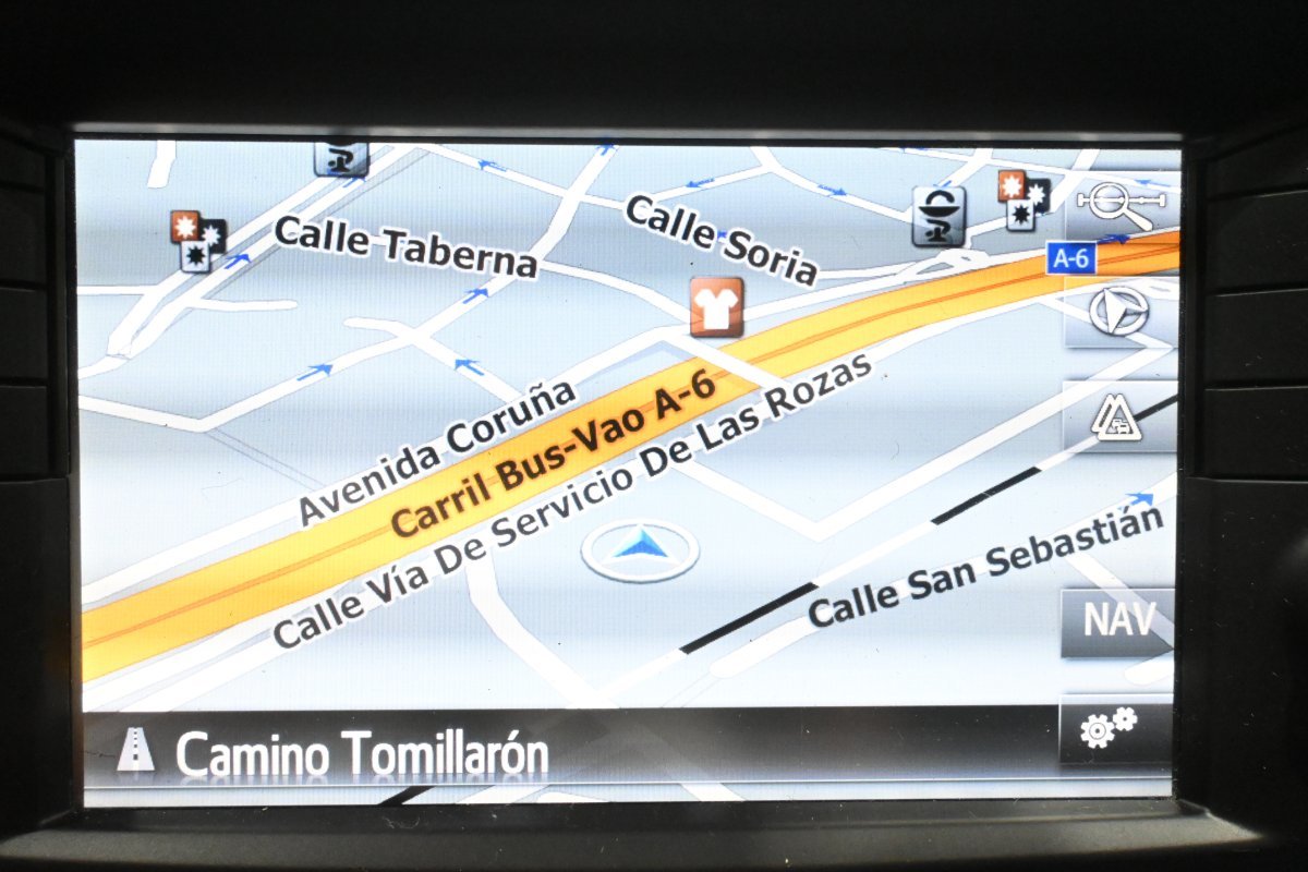 Foto Toyota Avensis 12