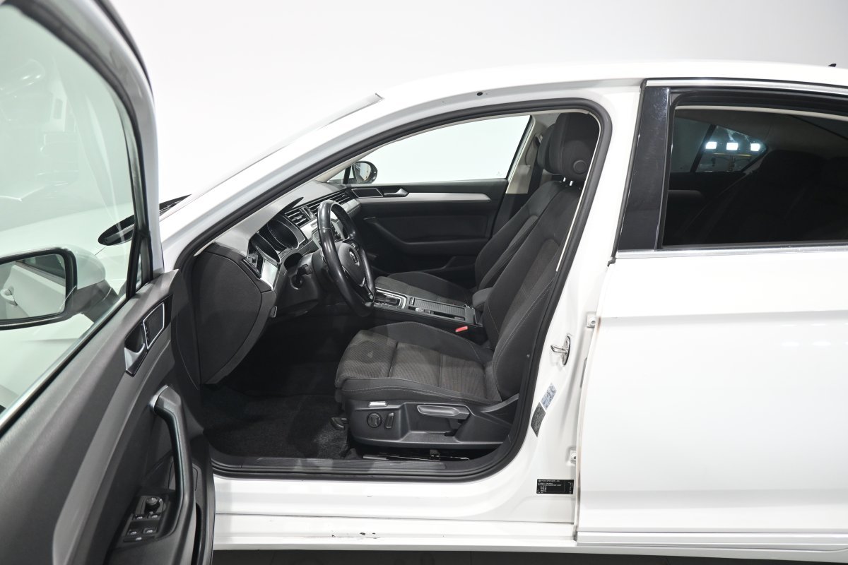 Foto Volkswagen Passat 10