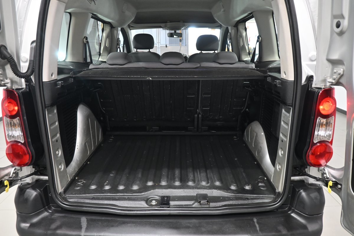 Foto Peugeot Partner 8