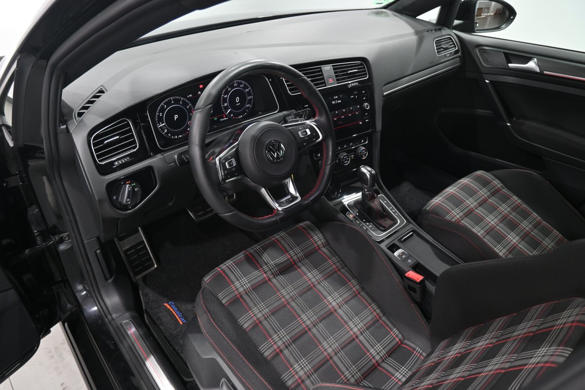 Foto Volkswagen Golf 9