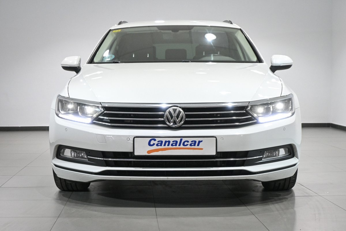 Foto Volkswagen Passat Variant 2