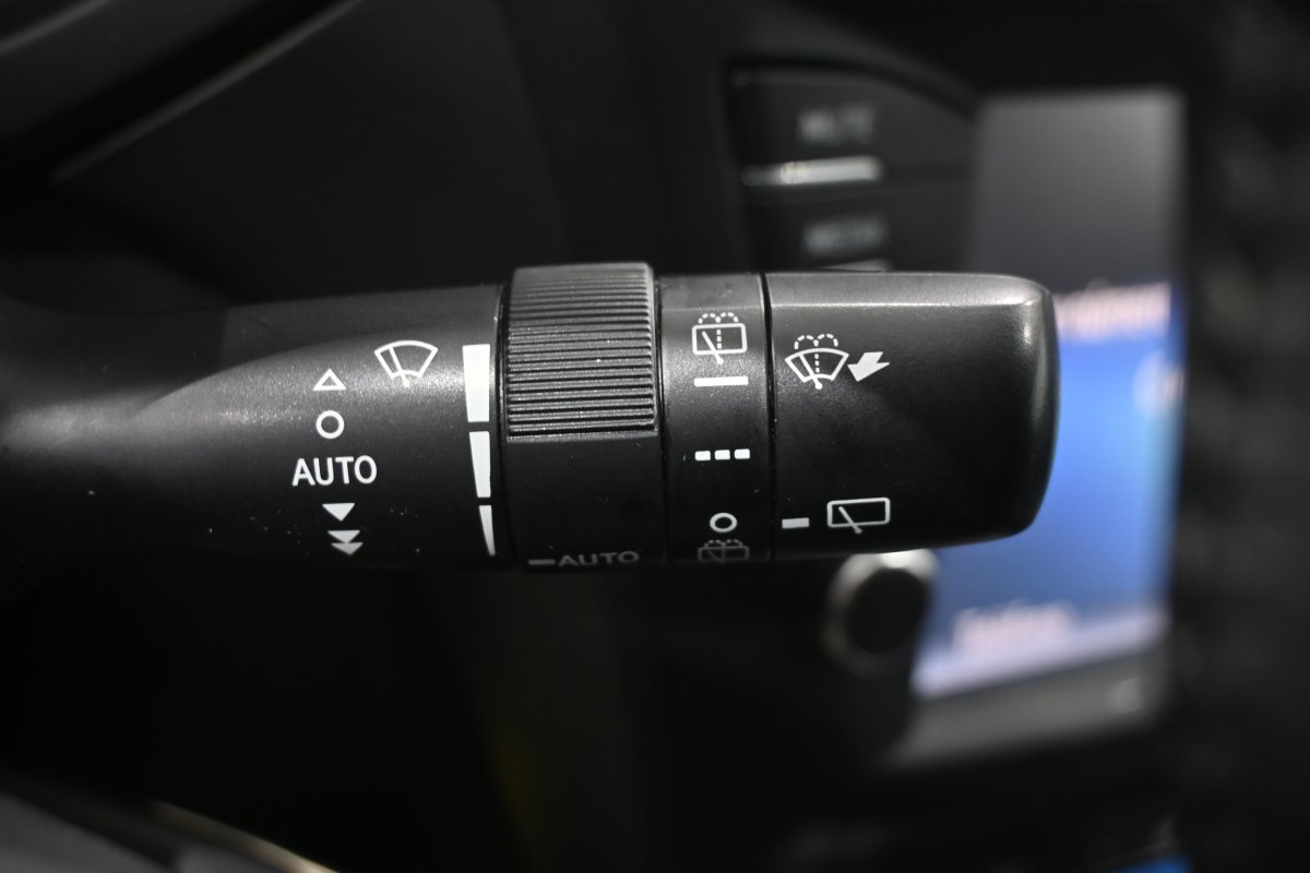 Foto Toyota Avensis 23