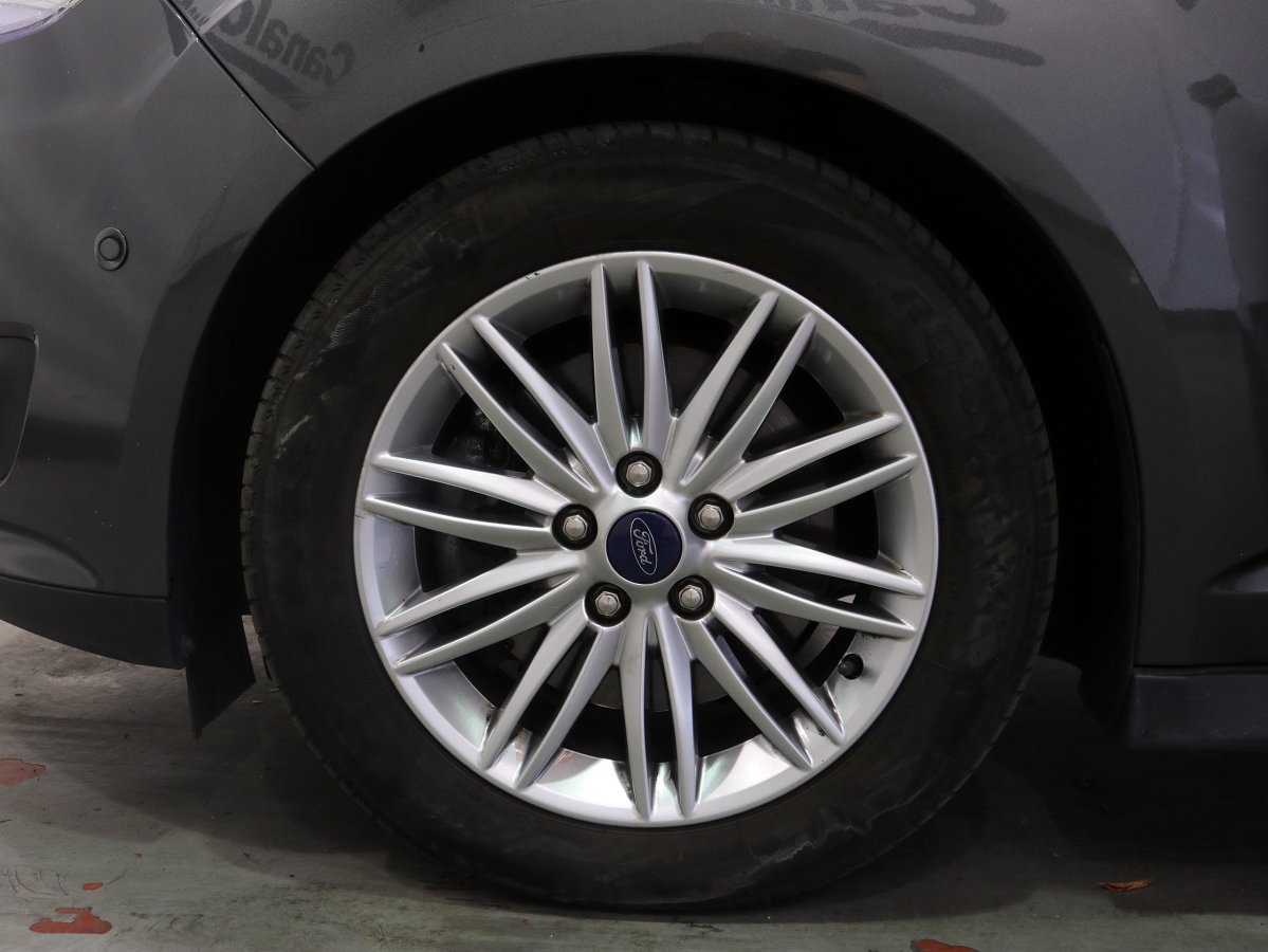 Foto Ford Grand C-MAX 24