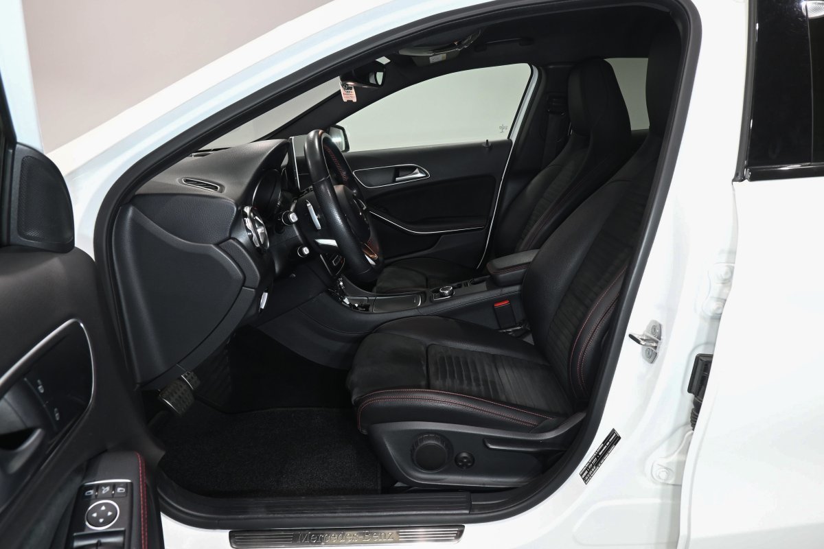 Foto Mercedes-Benz Clase GLA 11