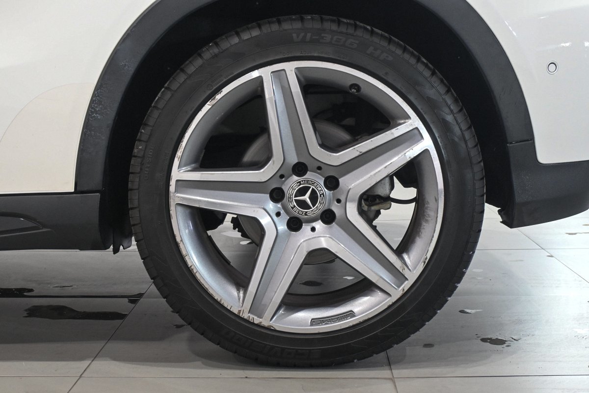 Foto Mercedes-Benz Clase GLA 33