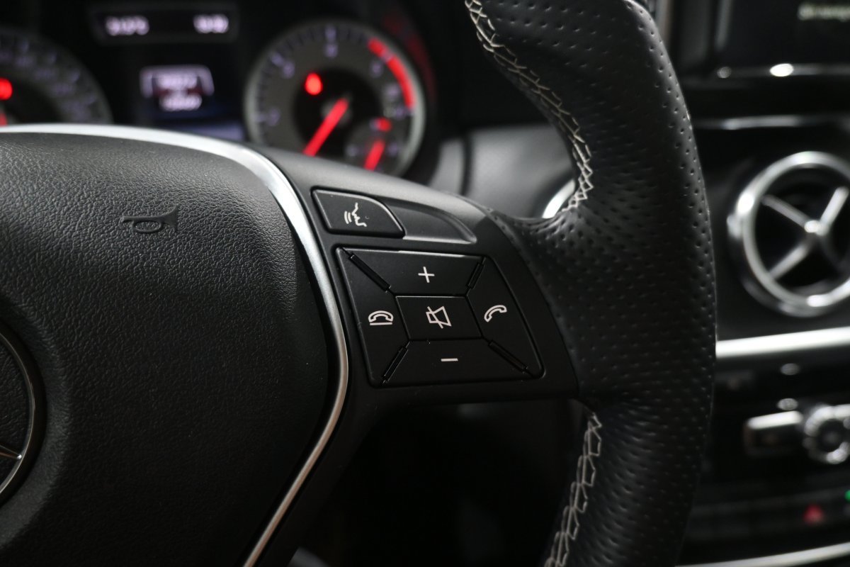 Foto Mercedes-Benz Clase A 24