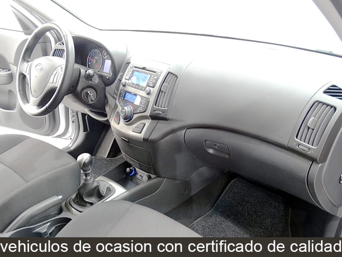 Foto Hyundai i30 24