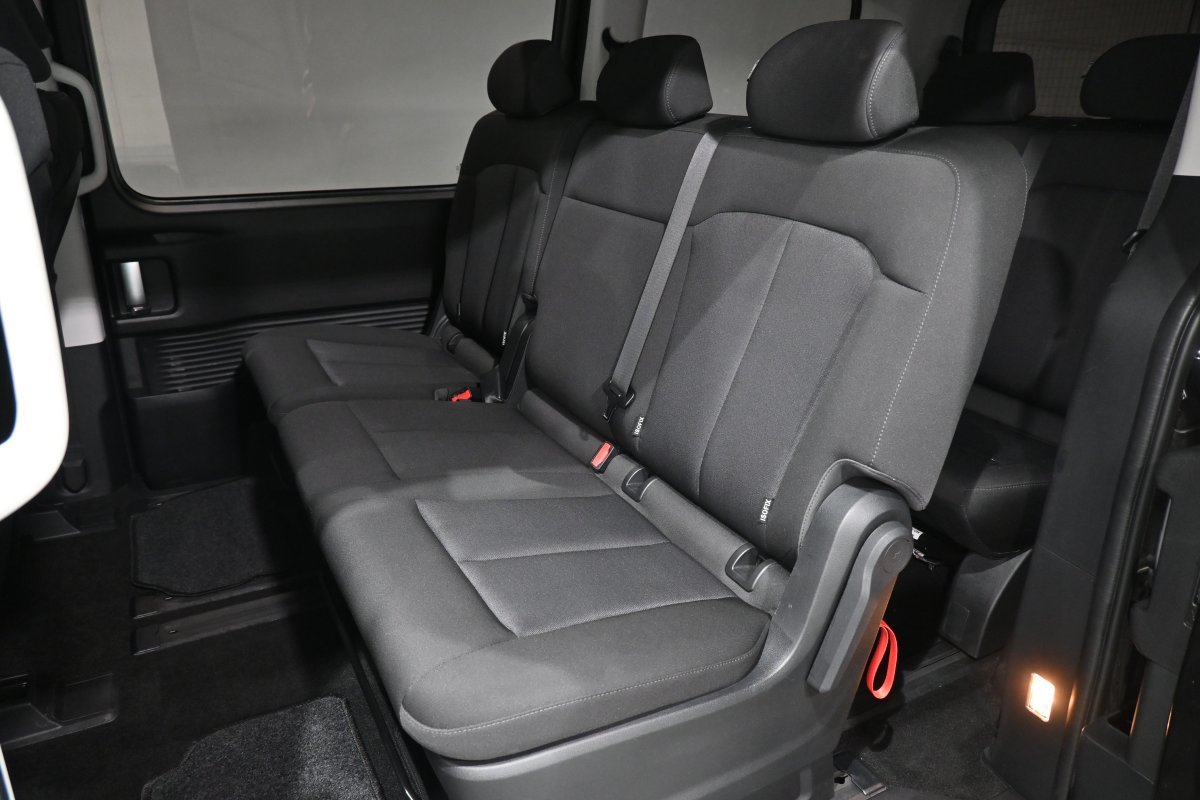 Foto Hyundai Staria 12