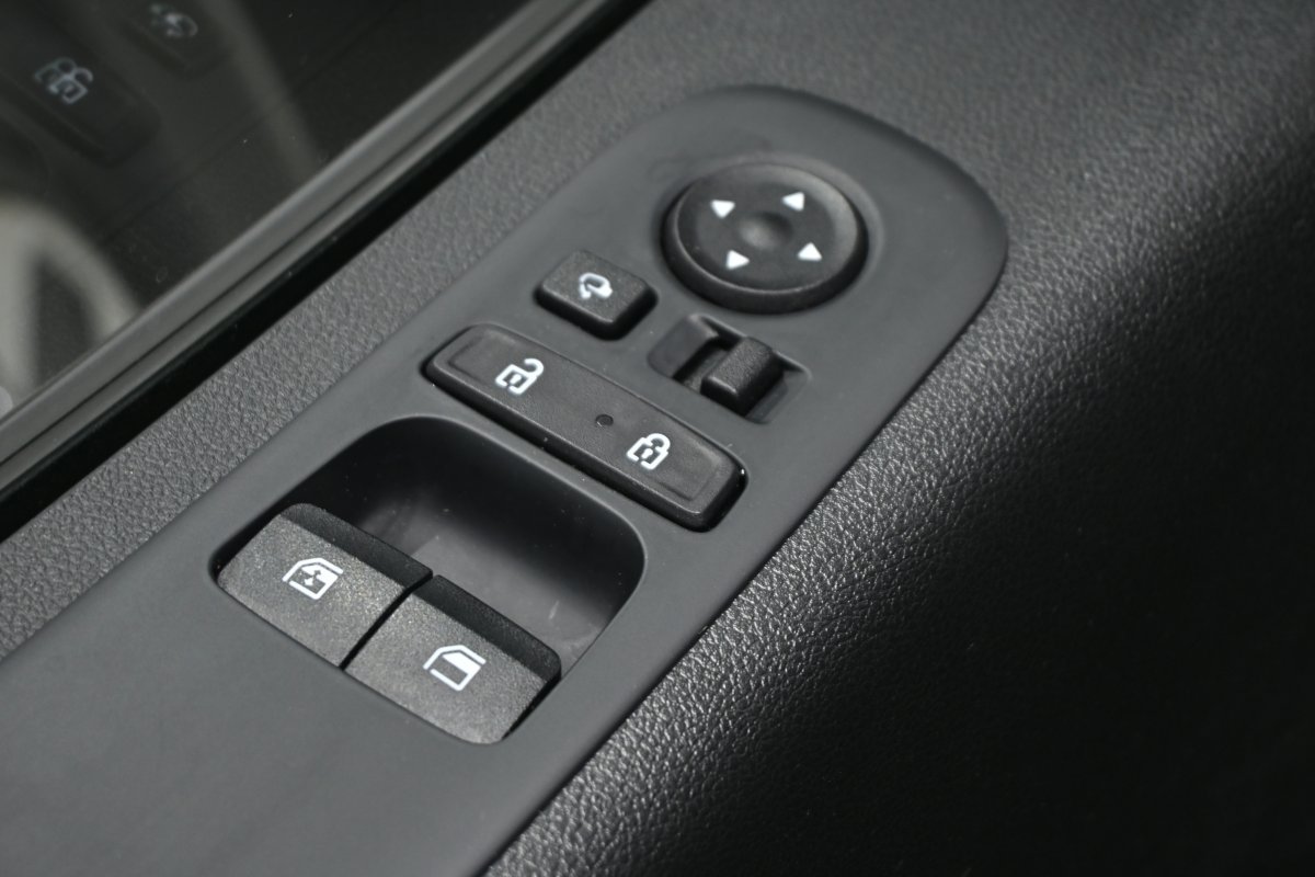 Foto Hyundai Staria 30