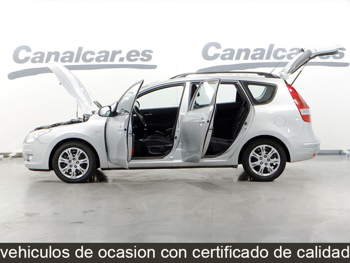 Foto Hyundai i30 cw 13