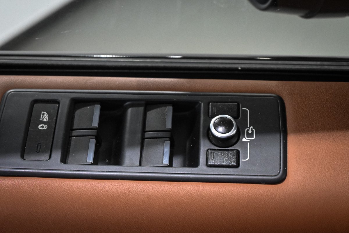 Foto Land-Rover Range Rover Sport 31