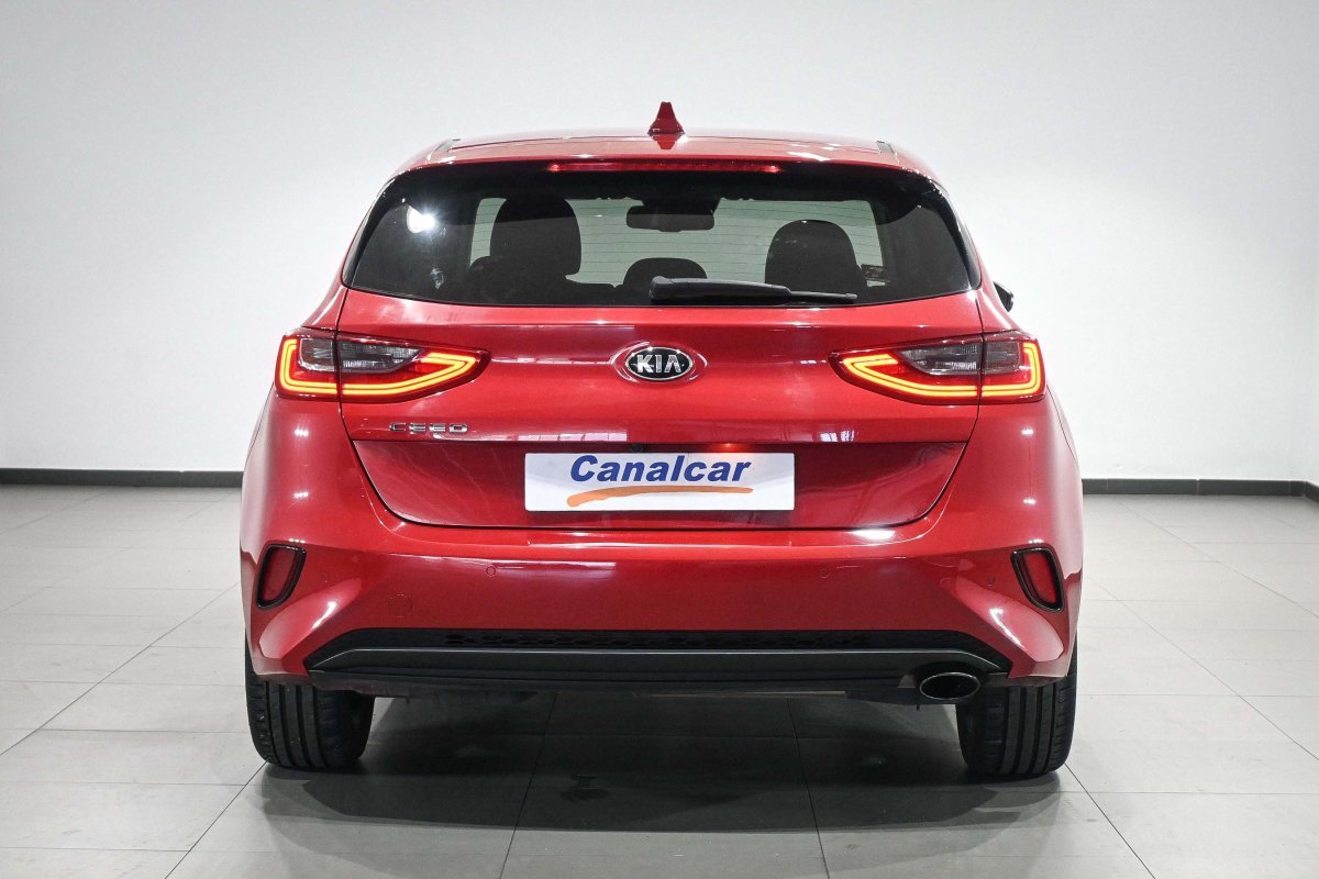 Foto Kia Ceed 4