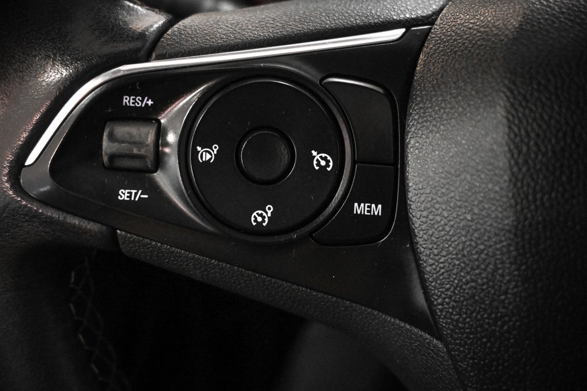 Foto Opel Crossland X 23