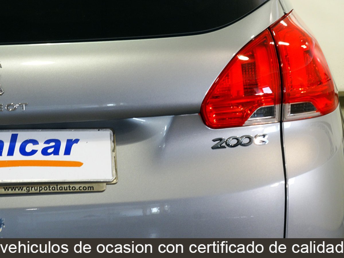 Foto Peugeot 2008 15