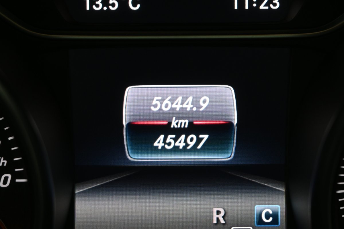 Foto Mercedes-Benz Clase CLA 13