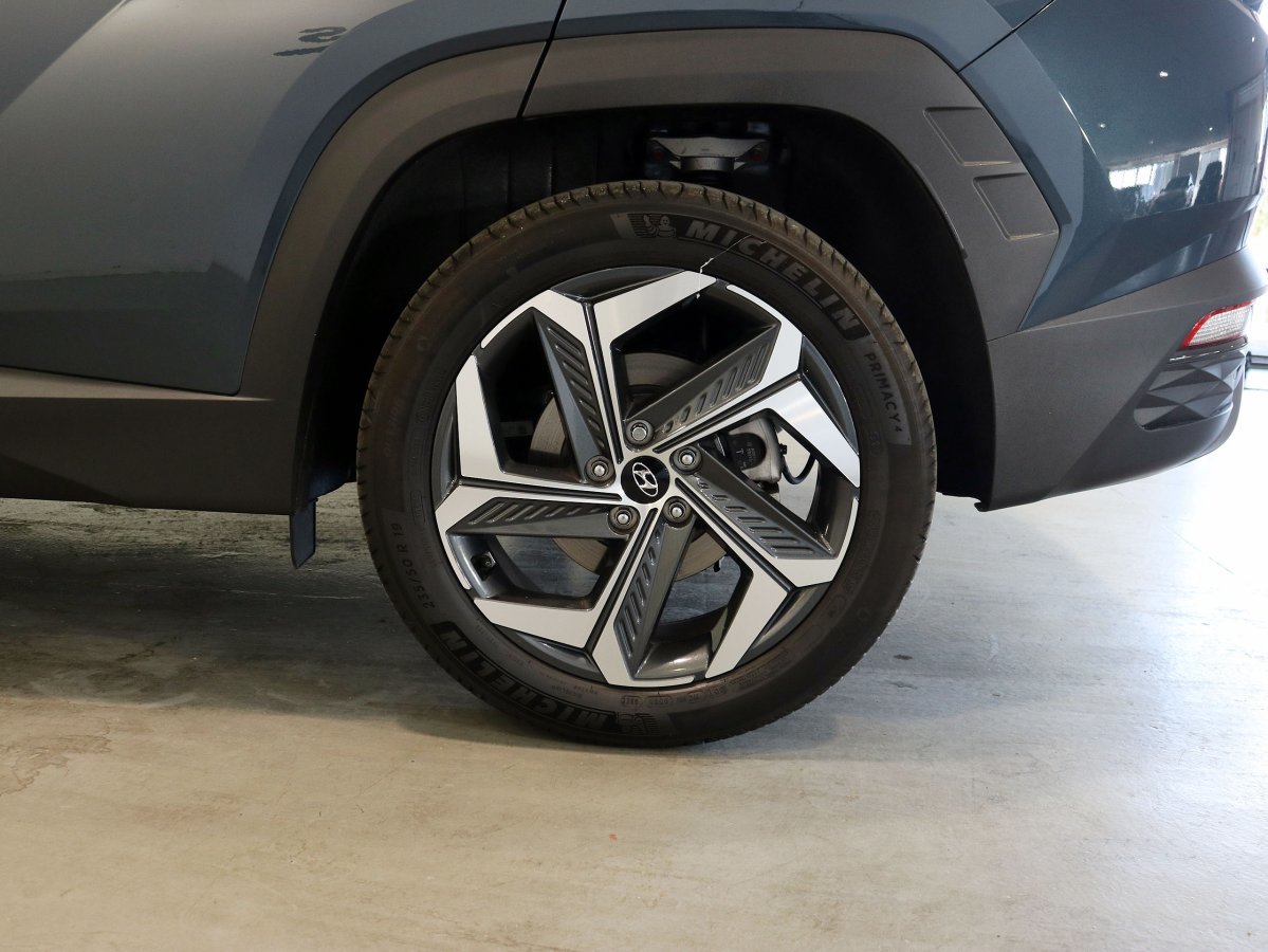 Foto Hyundai Tucson 36